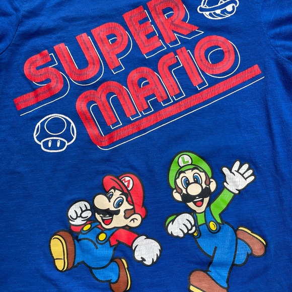 Super Mario Graphic T-Shirt - Picture 3 of 11